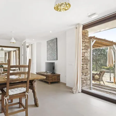 Ravishing Ibiza Cel Blau 9 Bedrooms Private Pool Beautiful Country Views Santa Eulalia Villa Santa Eulária des Riu